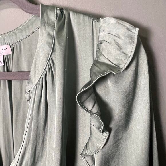 Current Air Silky Green Pleated Vneck Dress. Size Med. Great condition. - Picture 5 of 7